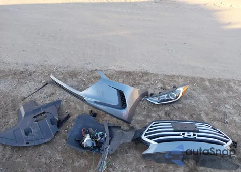 2017 Hyundai Elantra Se from USA, damaged, VIN KMHD84LF0HU193509